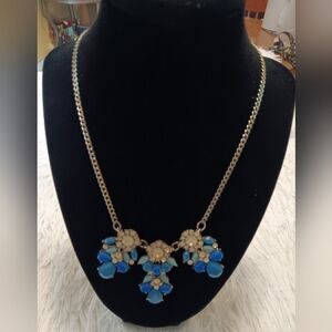Elegant Blue and Gold Necklace